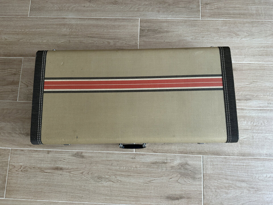 Korg Delta de segunda mano · Foto 3 de 10 · Barcelona · 1300 €
