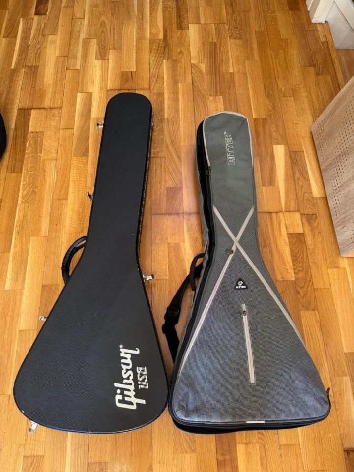 Guitarra Gibson Flying V' 67 2006 de segunda mano · Foto 10 de 10 · Zaragoza · 2500 €