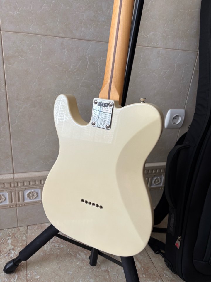 Fender Telecaster hybrid II Japan (MIJ) de segunda mano · Foto 7 de 10 · Alicante · 950 €