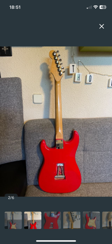 Guitarra Eléctrica Maison tipo Strato Roja de segunda mano · Foto 2 de 6 · Madrid · 130 €