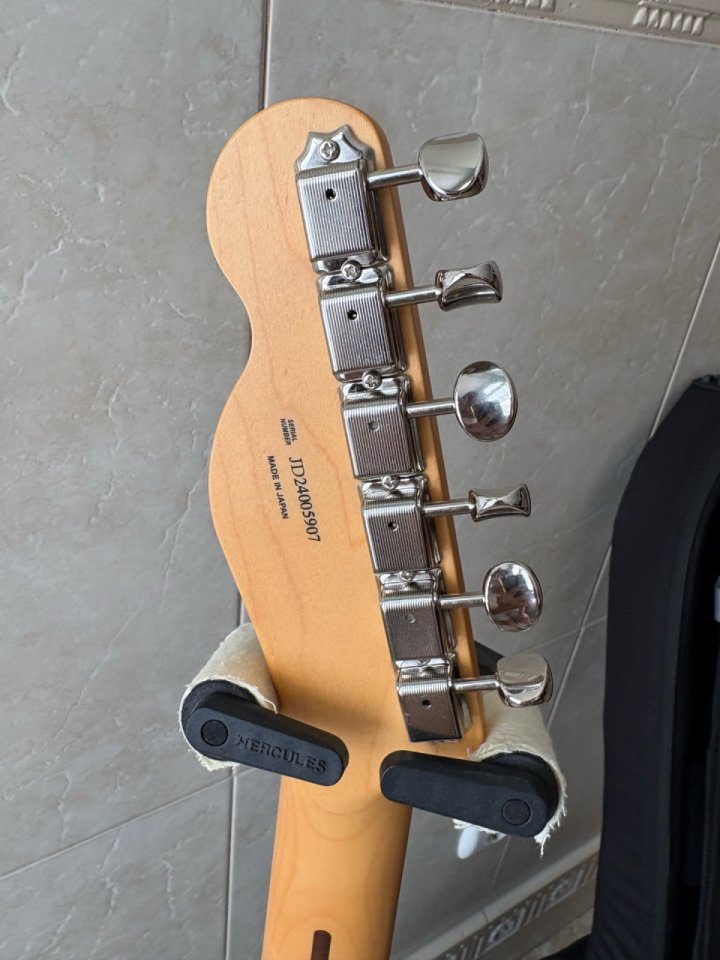 Fender Telecaster hybrid II Japan (MIJ) de segunda mano · Foto 8 de 10 · Alicante · 950 €