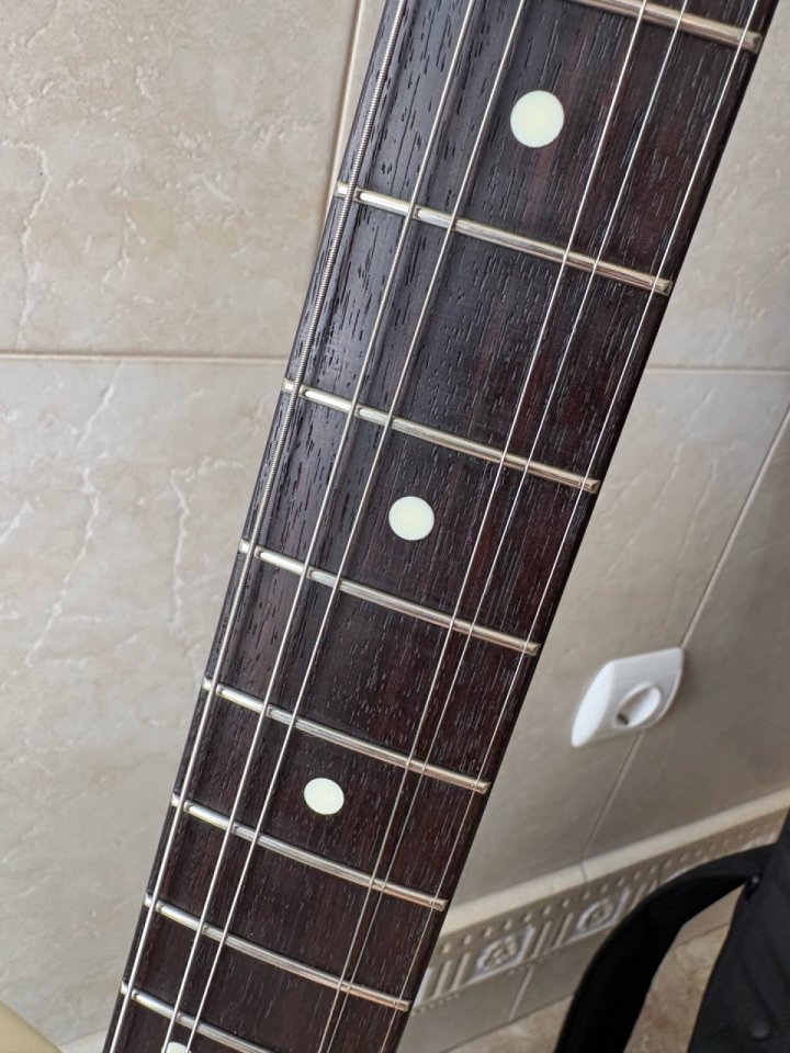 Fender Telecaster hybrid II Japan (MIJ) de segunda mano · Foto 9 de 10 · Alicante · 950 €