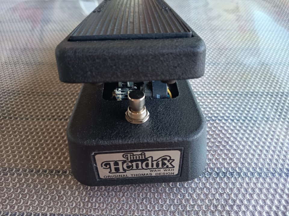 Dunlop Jimi Hendrix wah jh1 de segunda mano · Foto 3 de 7 · Málaga · 80 €