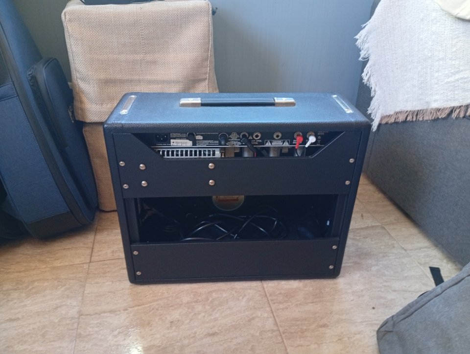 '68 Princeton reverb modificado a '64 Princeton reverb de segunda mano · Foto 2 de 3 · Valencia · 1000 €
