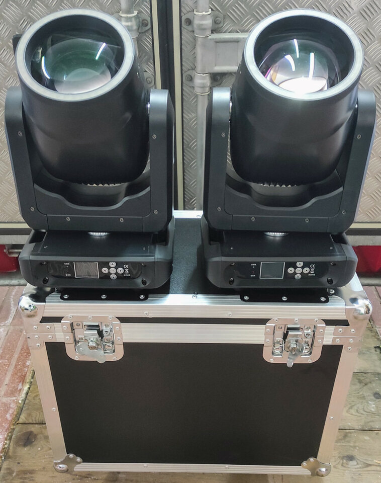 2 cabezas móviles 200W Led Beam + Halo a estrenar