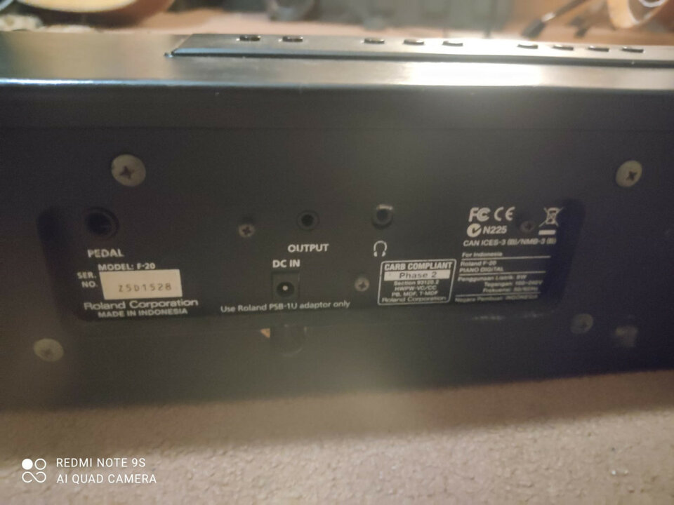 Roland Digital Piano F-20 Supernatural Piano