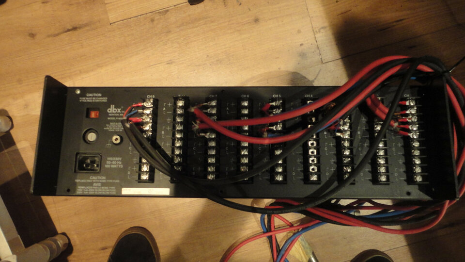 Rack y modulos dbx serie 900