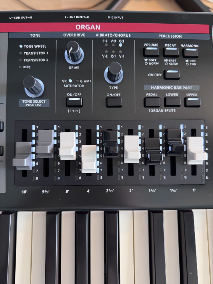 Roland V-Stage 88