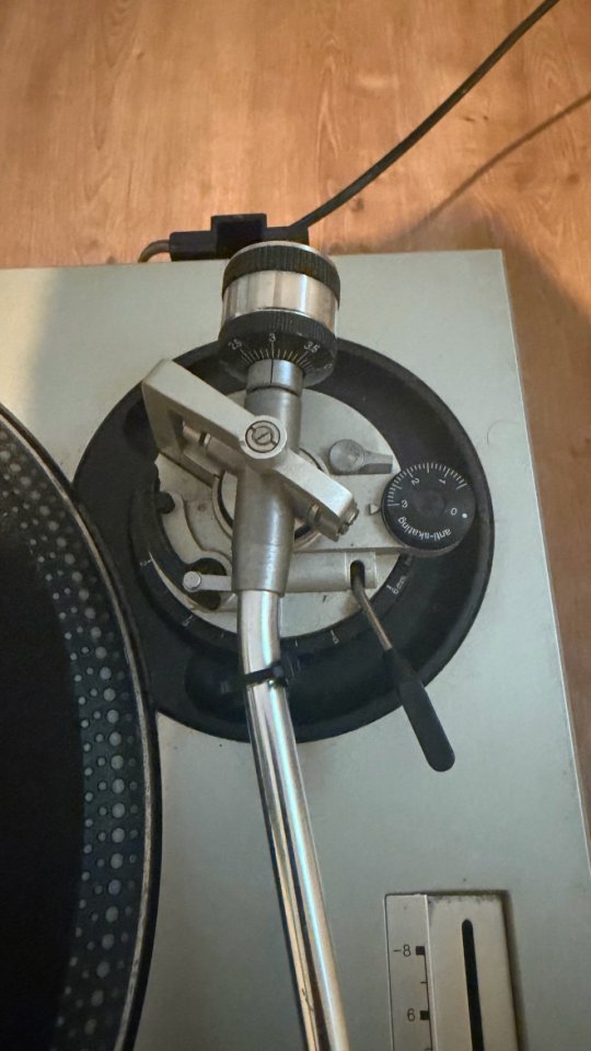 Technics SL1200MK2 + UDG Flightcase multi turntable de segunda mano · Foto 2 de 9 · Cádiz · 900 €