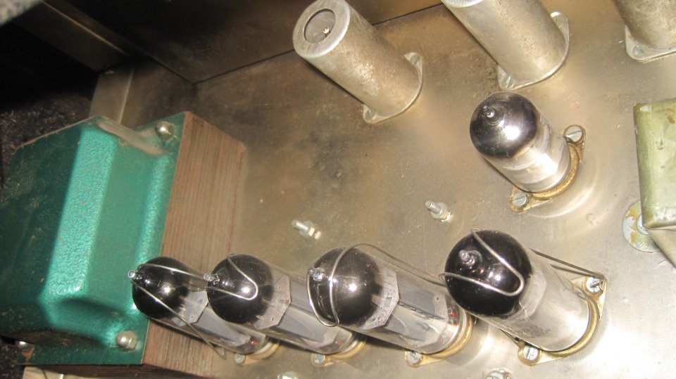 Amplificador vintage a válvulas Novivox 40 watt con reverb