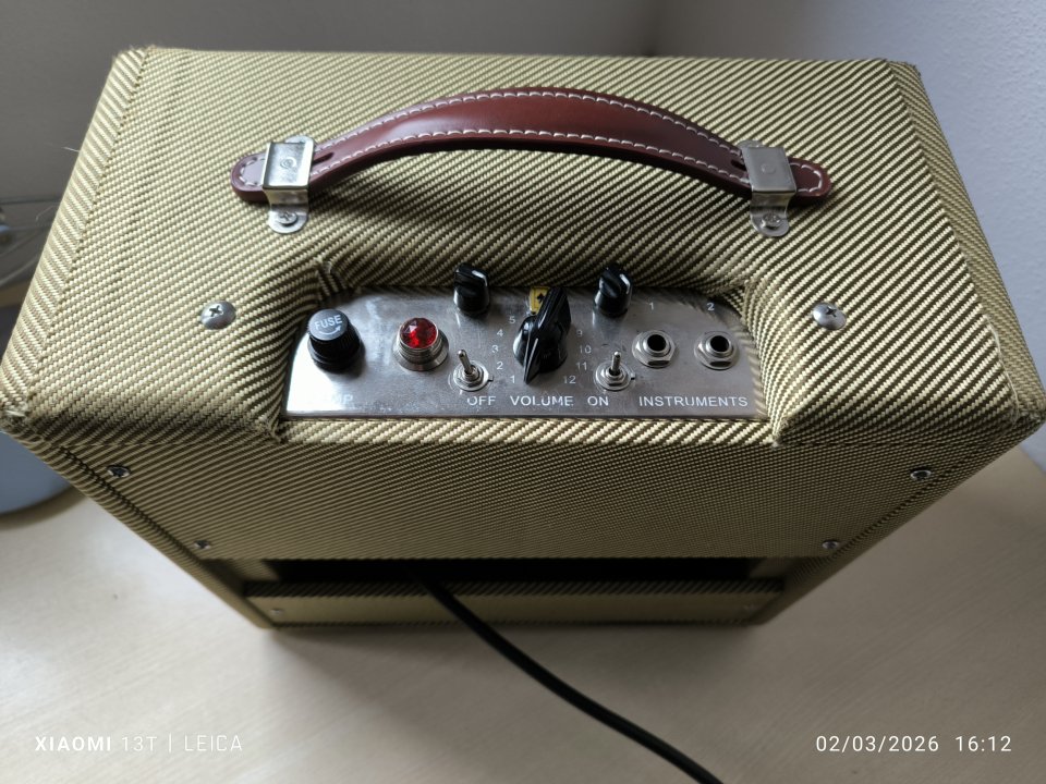 Réplica Fender Champ handwired Custom