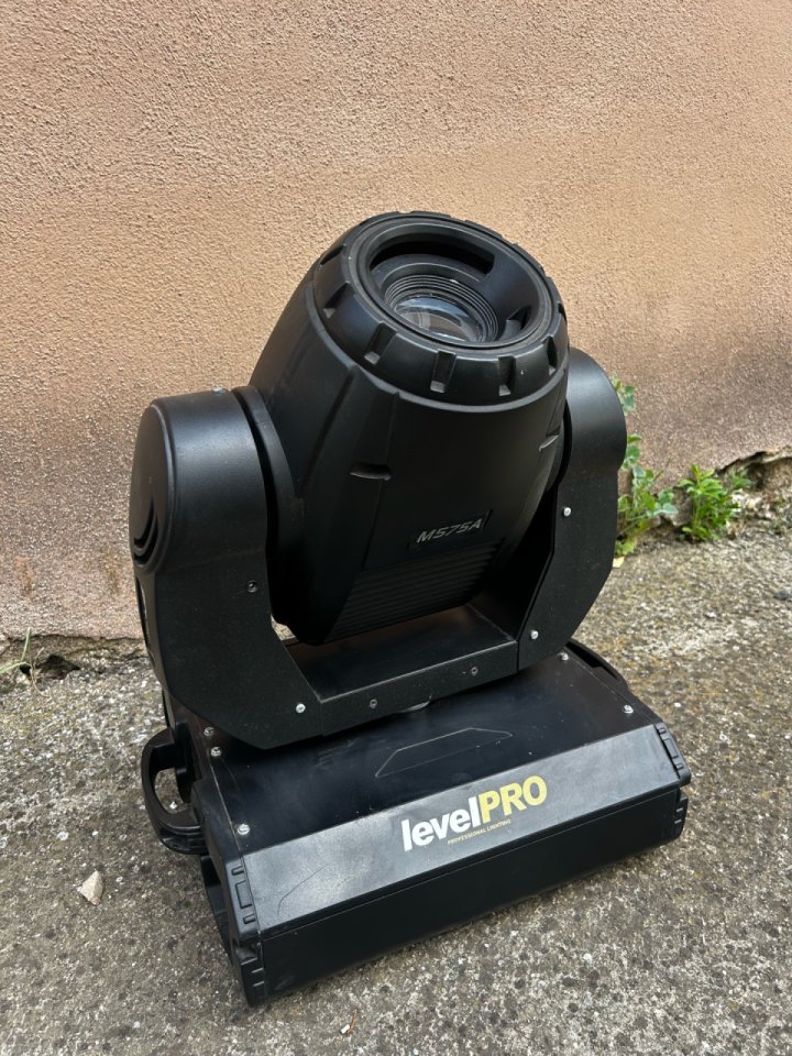 Cabezas Móviles DMX 575W de segunda mano · Foto 1 de 6 · Barcelona · 150 €