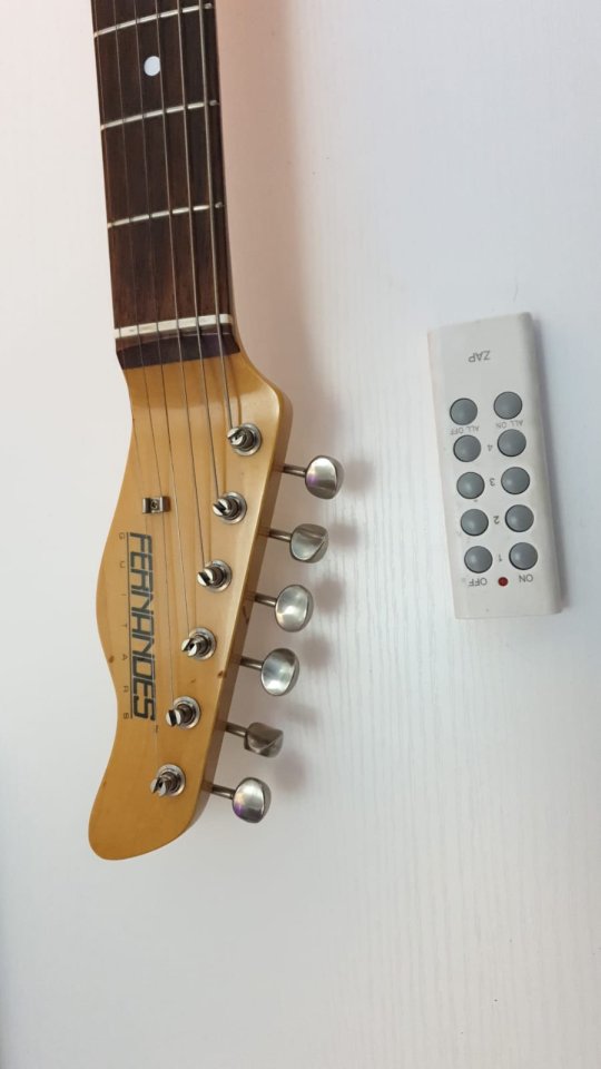 Guitarra Fernandes Telecaster de segunda mano · Foto 7 de 9 · Madrid · 480 €