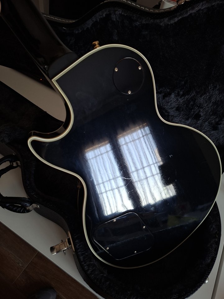 (O vendo) Gibson Les Paul Custom 2004 de segunda mano · Foto 2 de 7 · Madrid