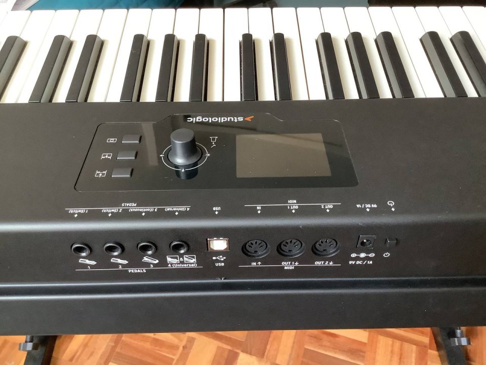 Teclado Maestro Fatar StudioLogic SL88 Grand