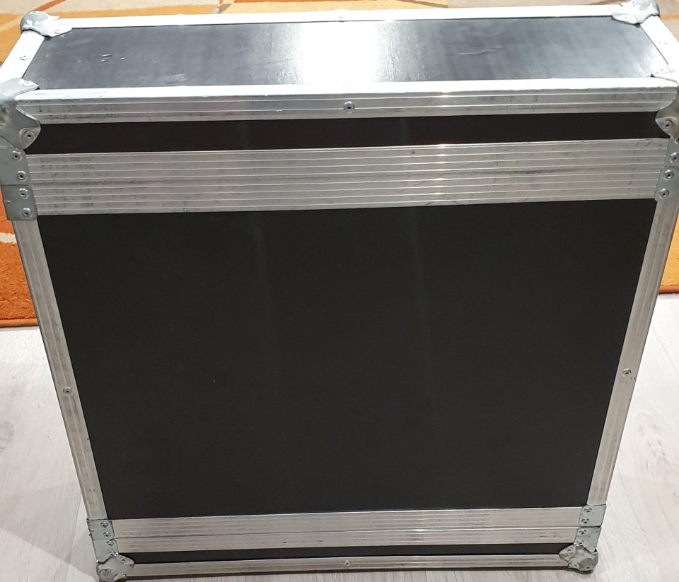 Rack 3U y 4U de segunda mano · Foto 1 de 6 · Ourense · 250 €