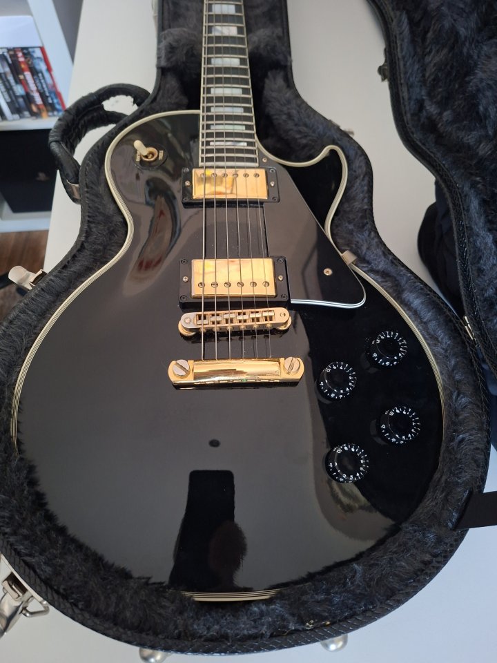 (O vendo) Gibson Les Paul Custom 2004 de segunda mano · Foto 5 de 7 · Madrid