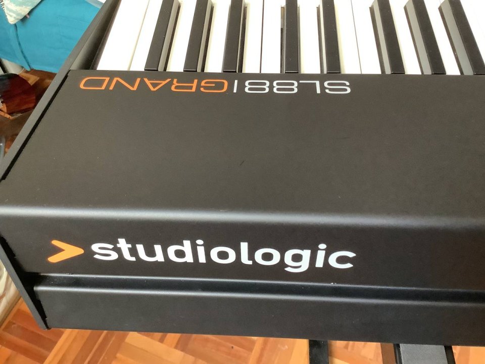 Teclado Maestro Fatar StudioLogic SL88 Grand