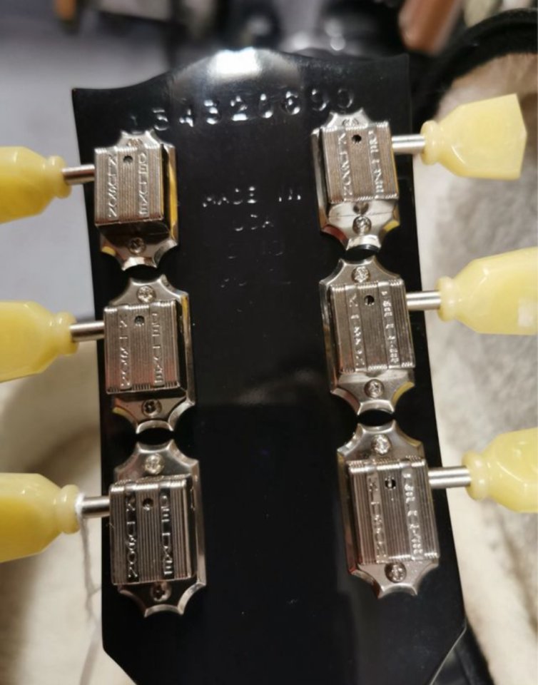 Gibson les Paul studio negra 2013