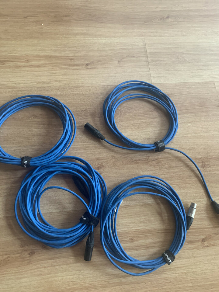 4 Cables DMX Neutrick 6 metros.