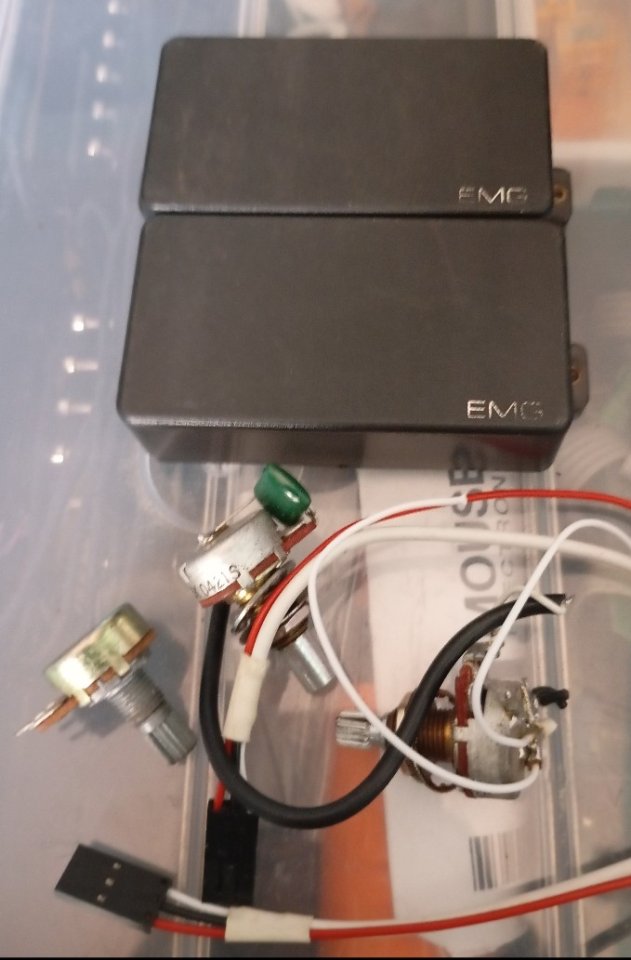 EMG 81 (Dos unidades o una sola))