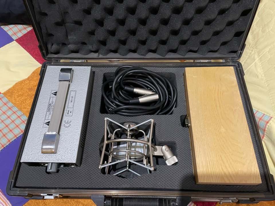 Micrófono de válvulas Tube AMI FT58 de segunda mano · Foto 1 de 10 · Guadalajara · 500 €