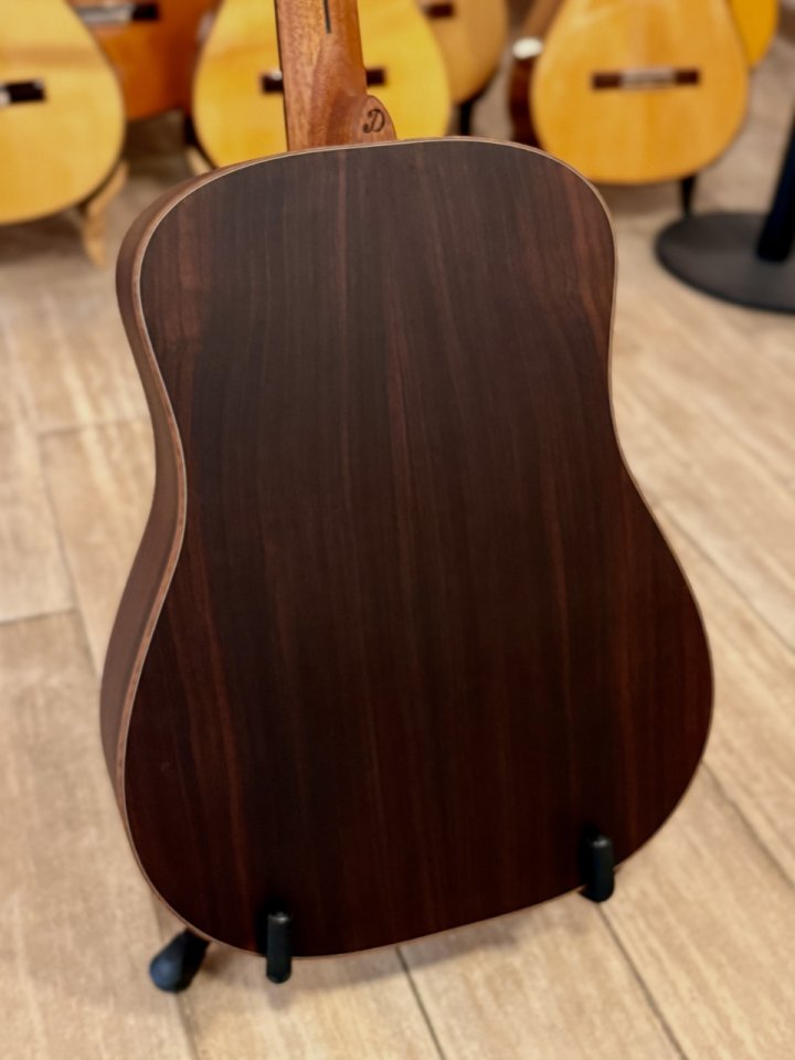 Guitarra Acústica Dowina Master Series Rony, Torrified Swiss Moon Spruce de segunda mano · Foto 3 de 8 · Zaragoza · 2650 €