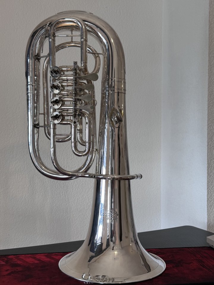 Bombardino Alexander Mainz de segunda mano · Foto 6 de 6 · Valencia · 3000 €