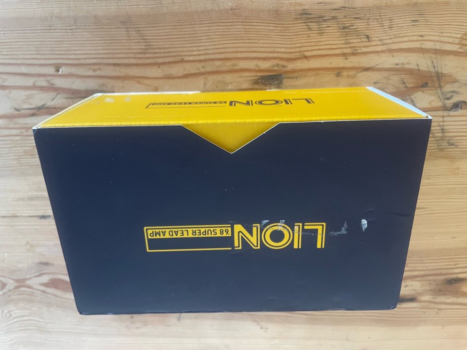 UAFX Lion 68 Super Lead Amp de segunda mano · Foto 4 de 4 · Barcelona · 190 €