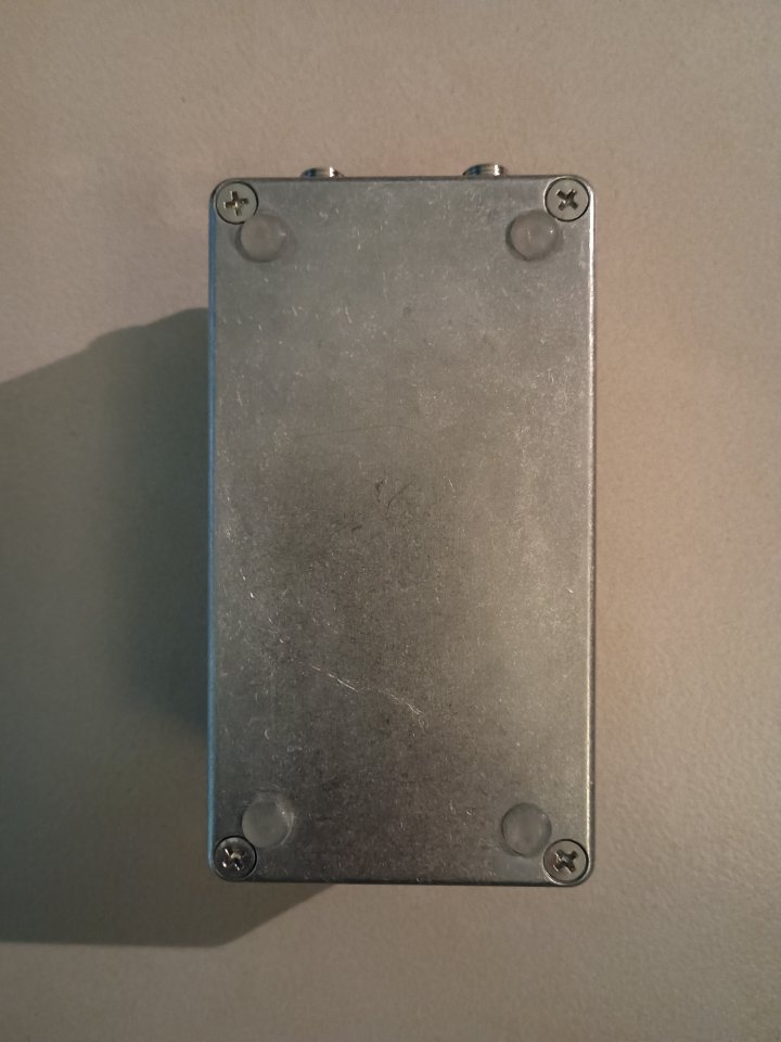 Clon EQD fuzz Hyzumitas