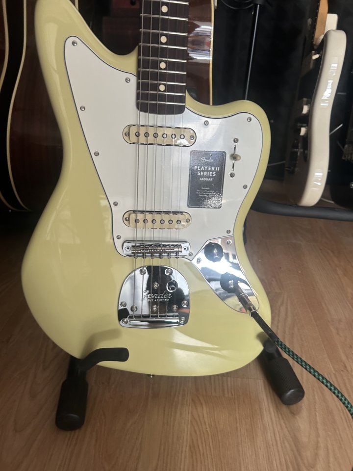 Fender Jaguar Player II (Nueva, 1 semana)