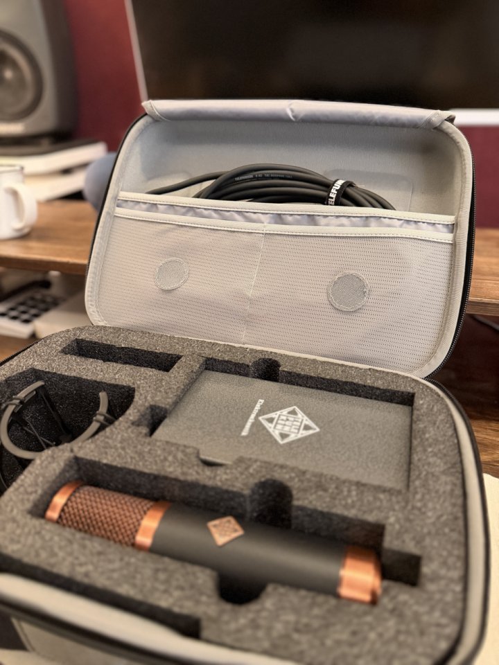 Telefunken TF39 Copperhead Deluxe - como nuevo