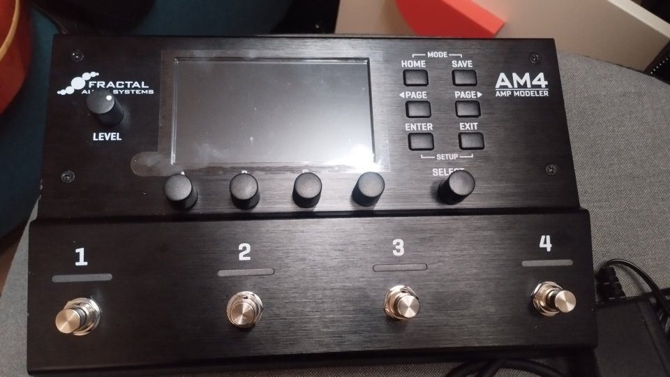Fractal AM4 como nuevo de segunda mano · Foto 1 de 7 · Madrid · 750 €