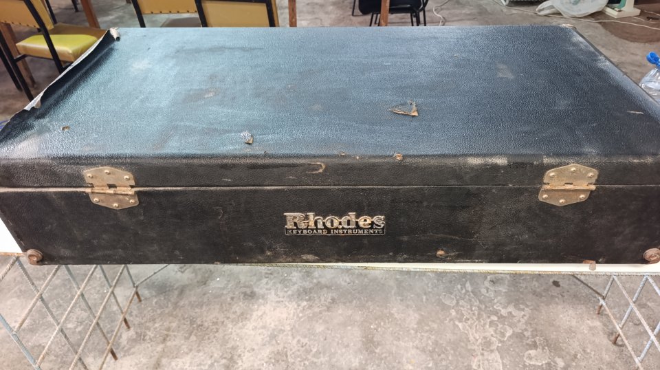 Fender Rhodes Mark I Stage 73 de segunda mano · Foto 7 de 7 · Las Palmas · 2200 €