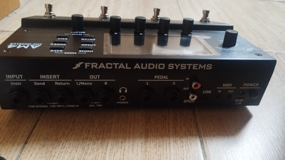 Fractal AM4 como nuevo de segunda mano · Foto 3 de 7 · Madrid · 750 €