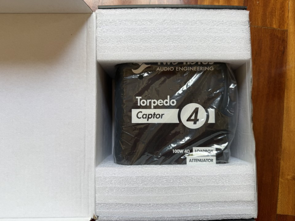 Two Notes Torpedo Captor de 4 Ω de segunda mano · Foto 3 de 3 · Salamanca · 145 €
