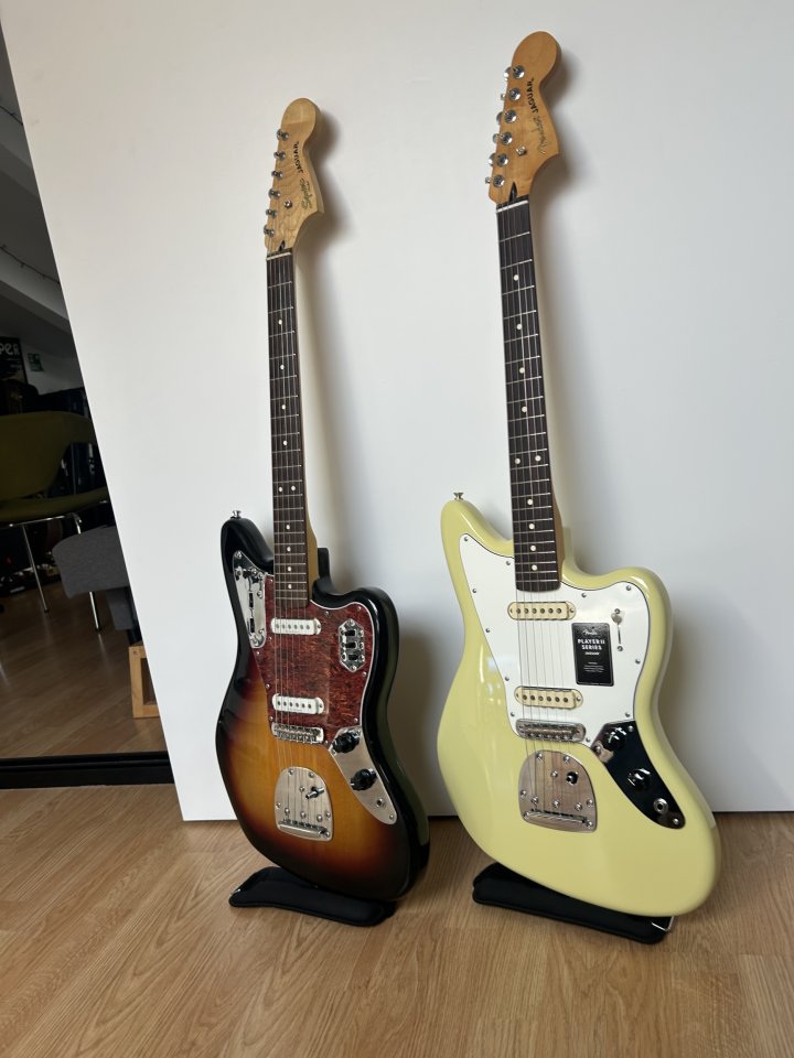 Fender Jaguar Player II (Nueva, 1 semana)