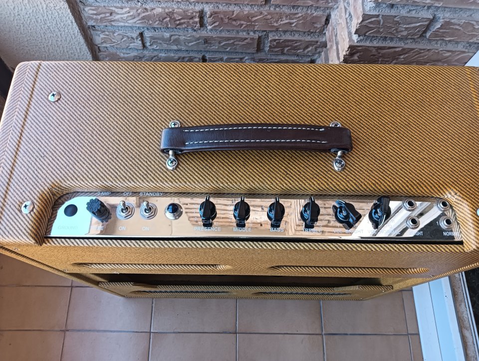 Victoria 45410 Bassman