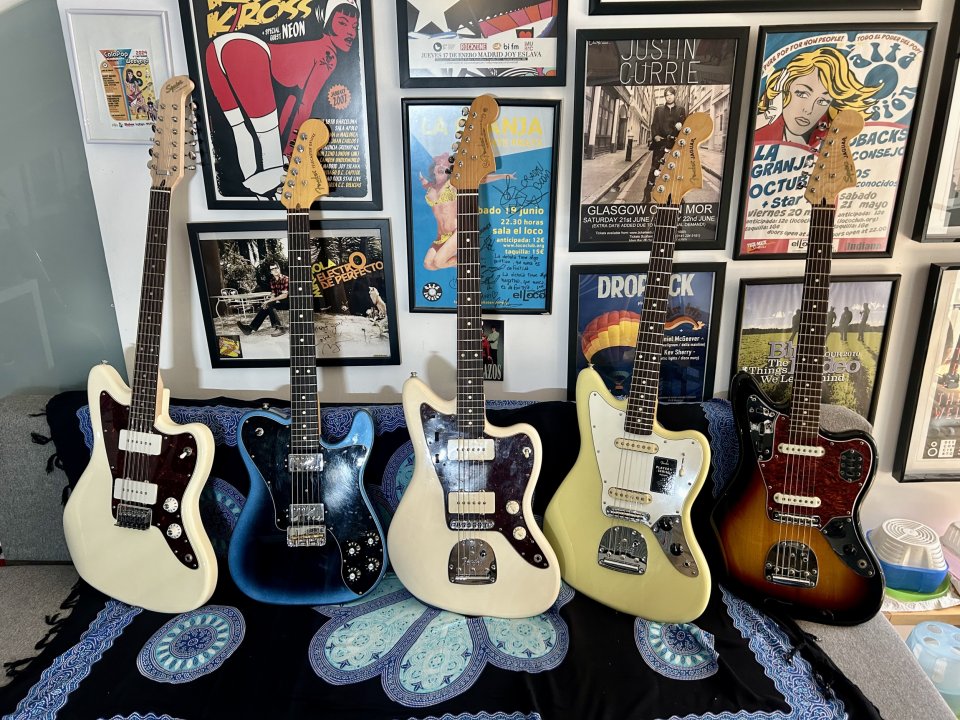 Fender Jaguar Player II (Nueva, 1 semana)