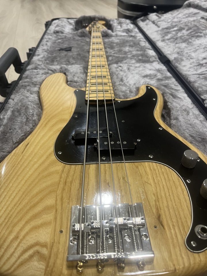 Fender precision usa 1978 con mastil jazz bass Geddy lee de segunda mano · Foto 4 de 9 · Bizkaia · 1100 €