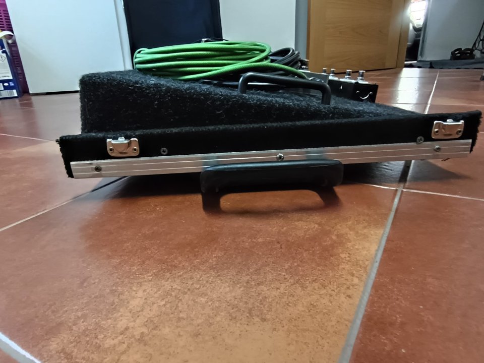 Pedalboard con ruedas de segunda mano · Foto 5 de 10 · Pontevedra · 100 €