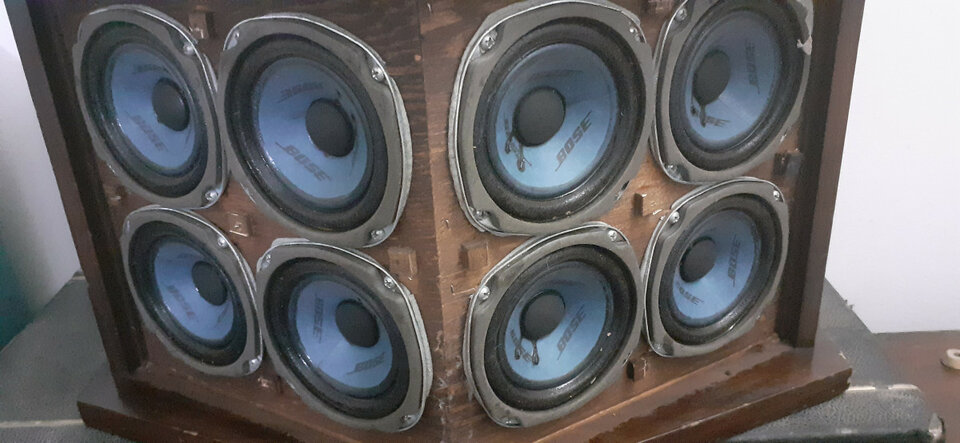 2 cajas Bose 902 serie ll Oferta por 300€.