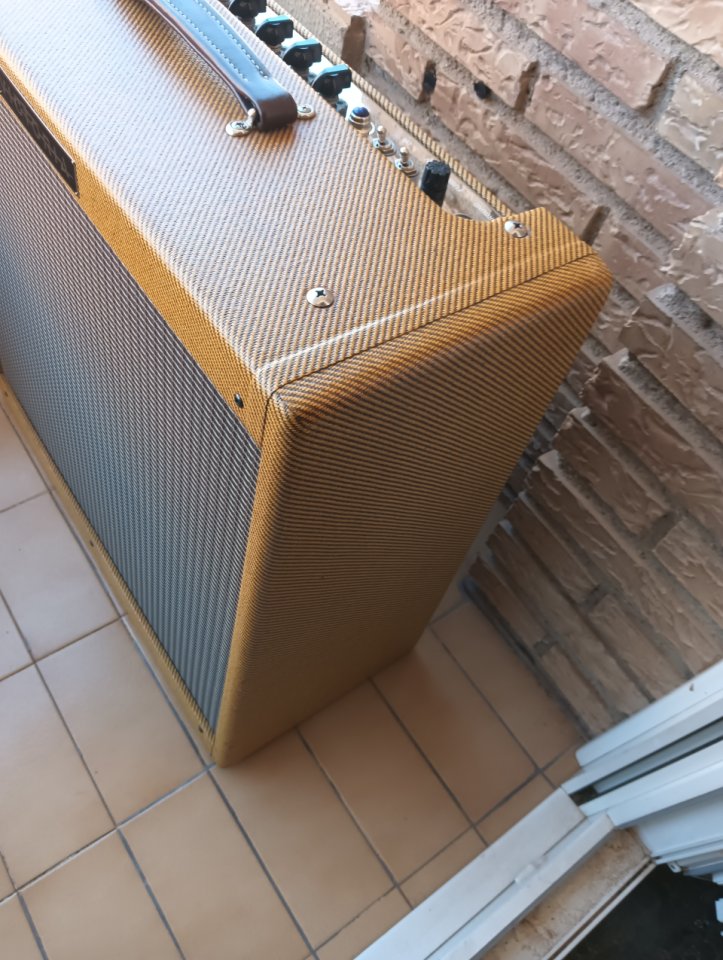 Victoria 45410 Bassman