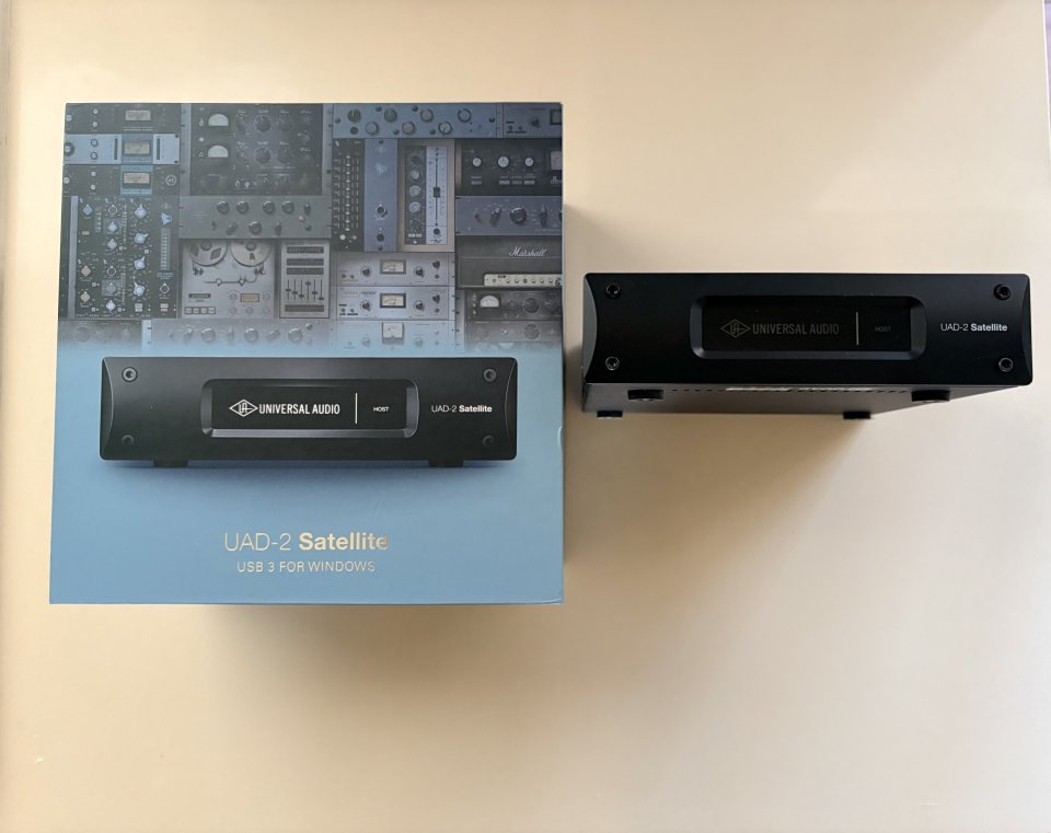 DSP Universal Audio UAD Satellite USB 3 QUAD de segunda mano · Barcelona · 325 €