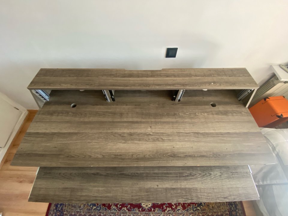 Glorious Sound Desk Pro Walnut Escritorio Estudio de segunda mano · Foto 3 de 6 · Madrid · 310 €