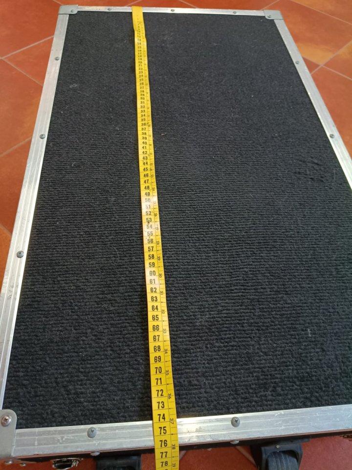 Pedalboard con ruedas de segunda mano · Foto 9 de 10 · Pontevedra · 100 €