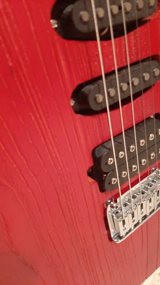 charvel pro mod dk24 red ash HSS