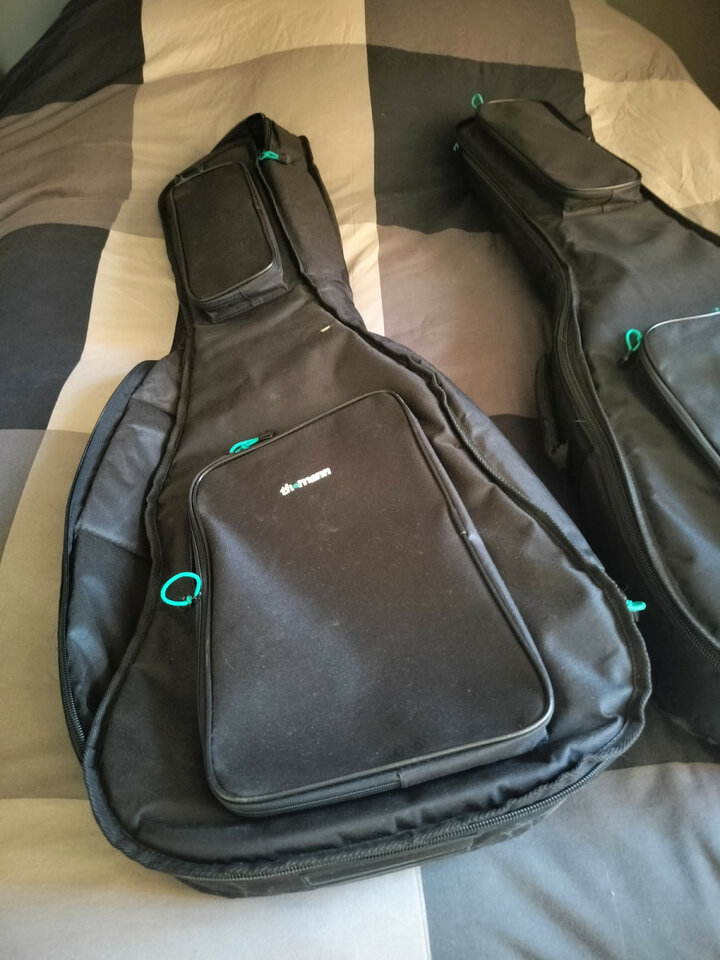 Funda estándar para guitarras acústicas