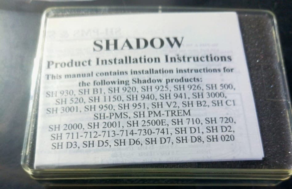 Pastilla Shadow SH 730 para instrumentos acústicos con 1 sensor, 3,5mm jack y kit fijación, en caja original.