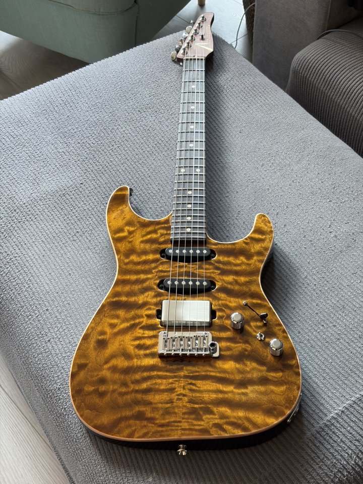 Tom Anderson Drop Top Quilted Top Tiger Eye